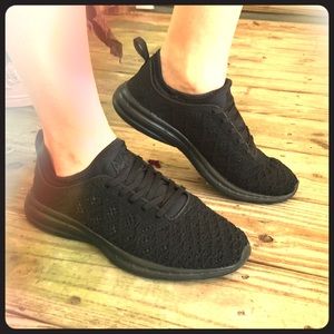 Athletic Propulsion Labs (APL) TechLoom Phantom